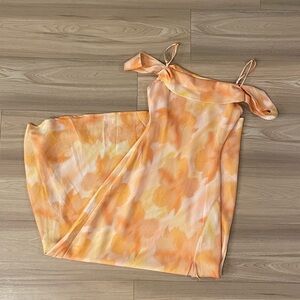 ASTR Kitura Cold Shoulder Dress ORANGE YELLOW PRINT, X-Small